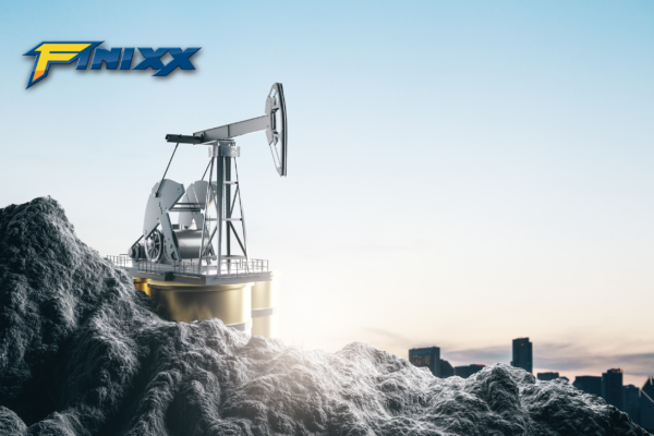 WTI crude oil price forecast for 2025 and 2026 based on expert market analysis