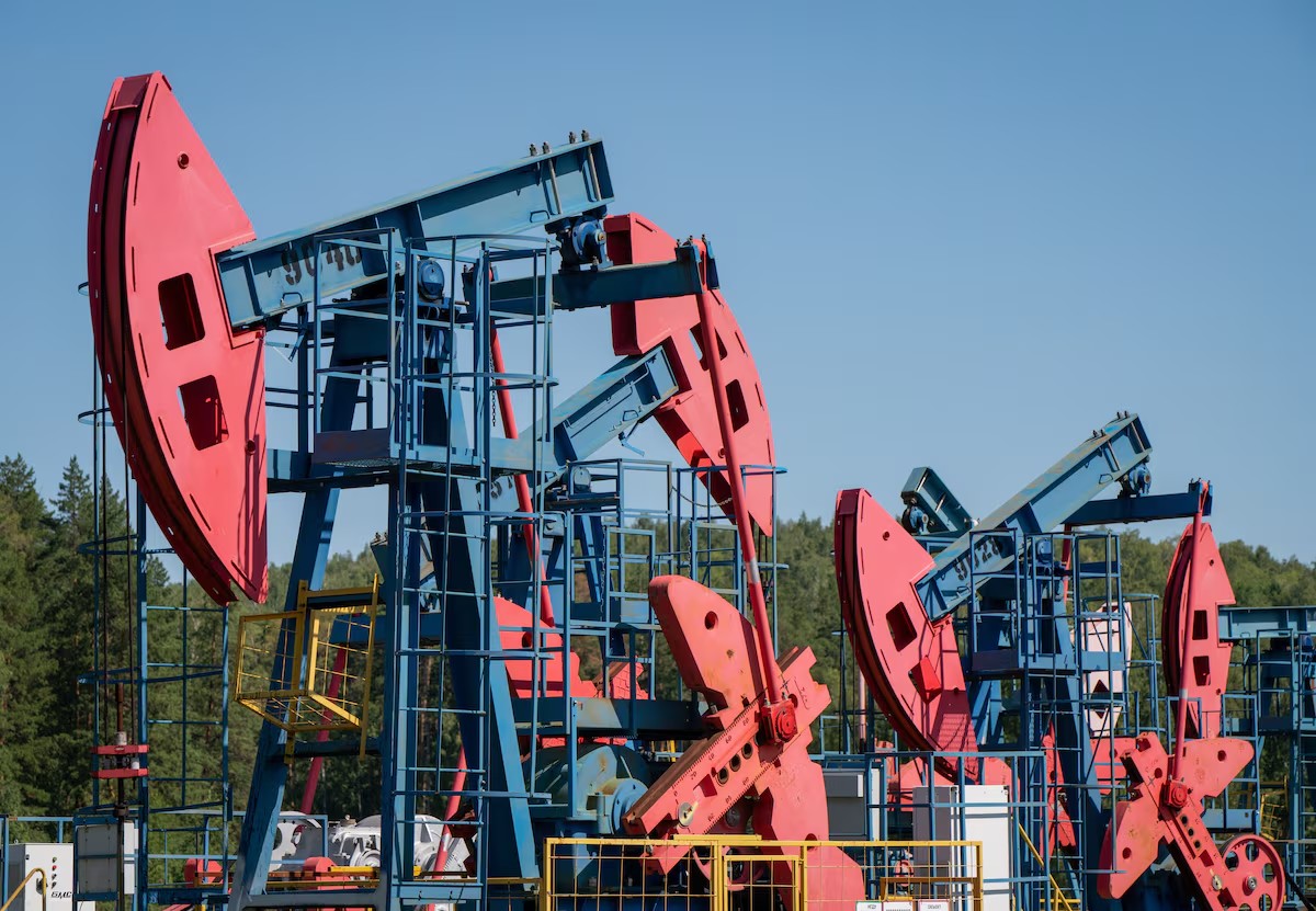 Global Oil Price Movement December 2025