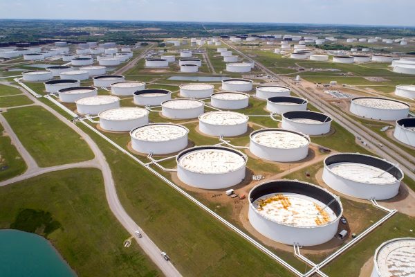 U.S. Oil Inventories Drop Sharply, Prices Rise