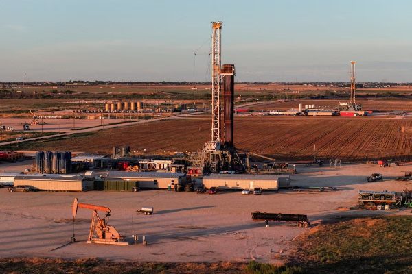 Goldman Sachs Warns of Sharp Decline in Global Oil Demand