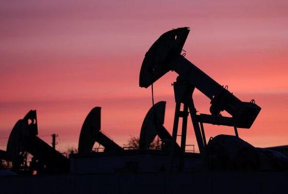 Oil Prices Rise as Middle East Supply Risks Intensify
